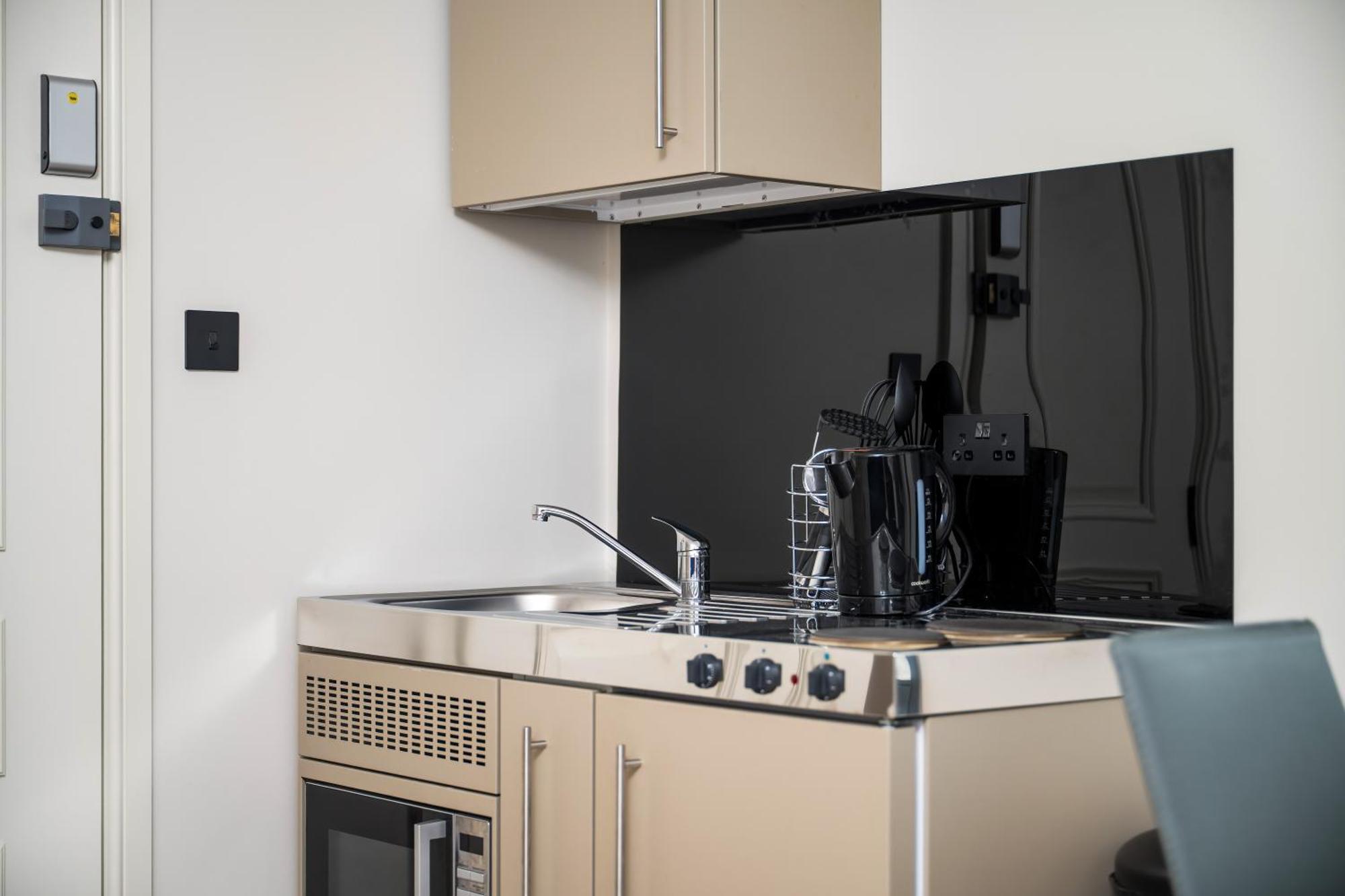 Willesden Apartment London