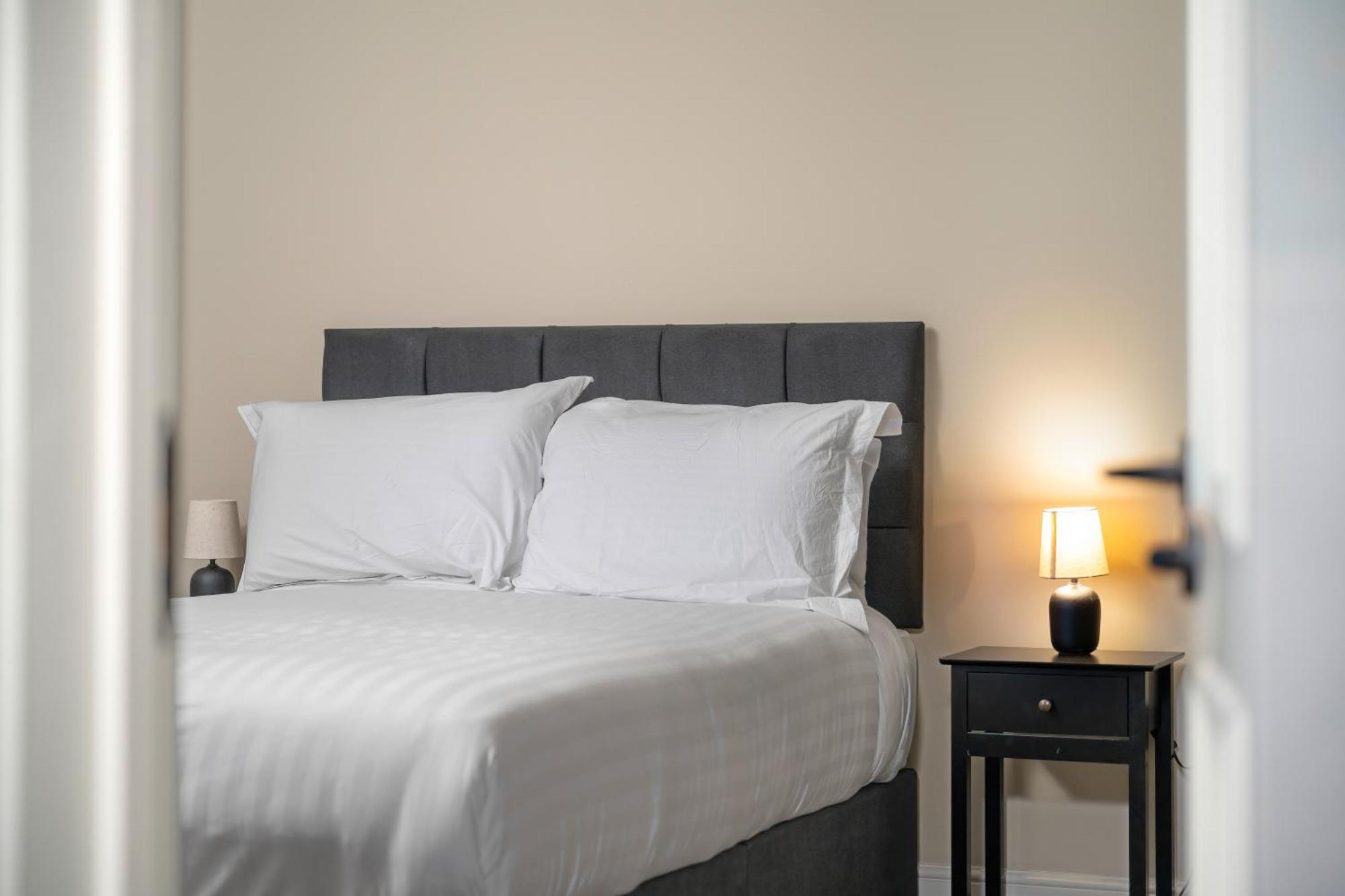 Willesden Apartment *