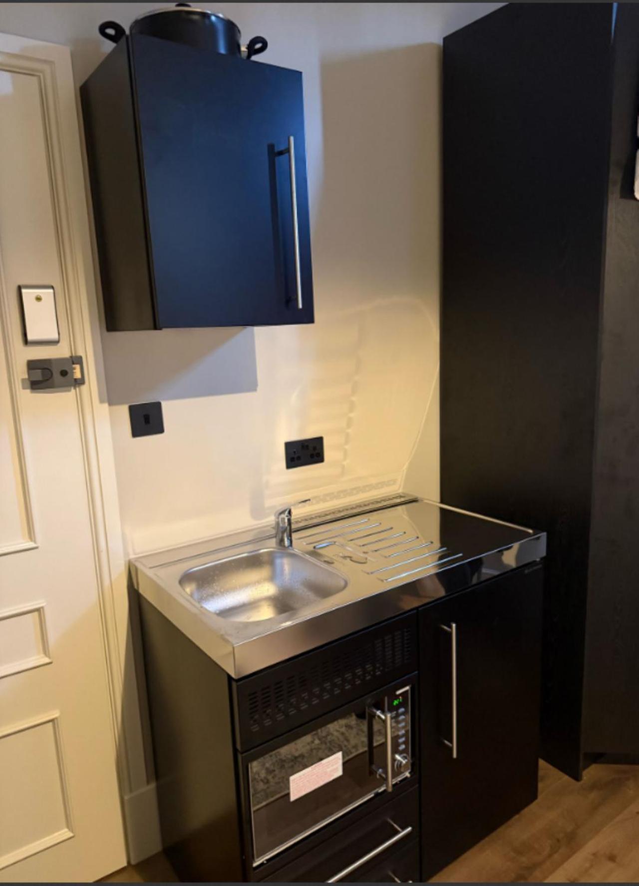 Willesden Apartment London