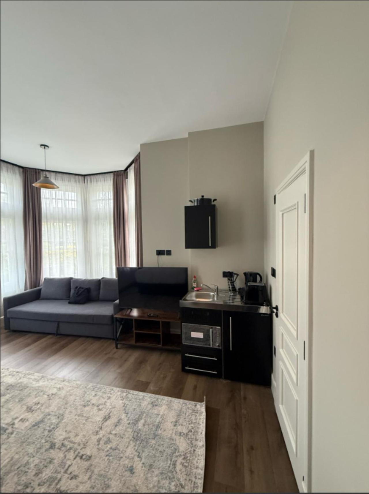 Willesden Apartment London